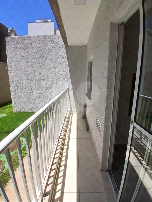 Apto 30m² - 1 dorm (suíte) e varanda com total privacidade por apenas 230mil