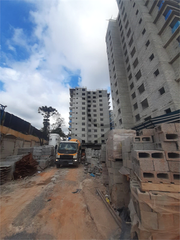APARTAMENTO em TUCURUVI
