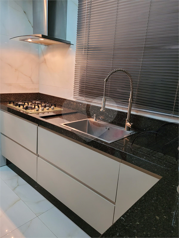 Casa de Condomínio à venda com 4 quartos, 330m² - Foto 26