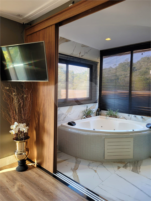 Casa de Condomínio à venda com 4 quartos, 330m² - Foto 9