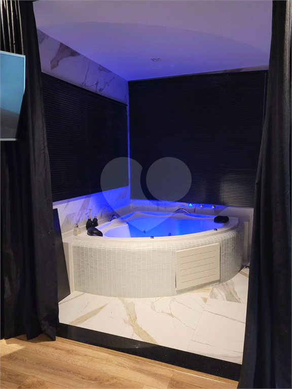 Casa de Condomínio à venda com 4 quartos, 330m² - Foto 3