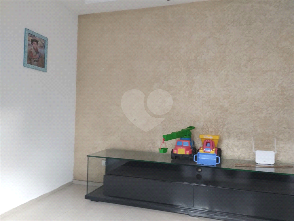 Casa à venda com 5 quartos, 133m² - Foto 14