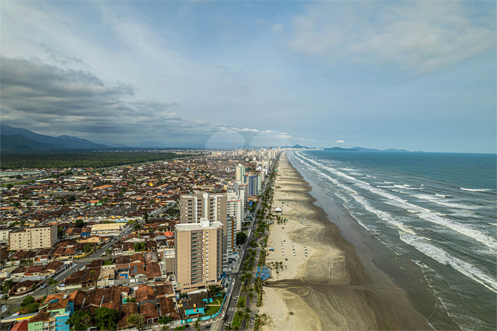 Apartamento à Venda em Praia Grande - 2 Dormitórios, Suíte e Lazer Completo com Vaga de Garagem!