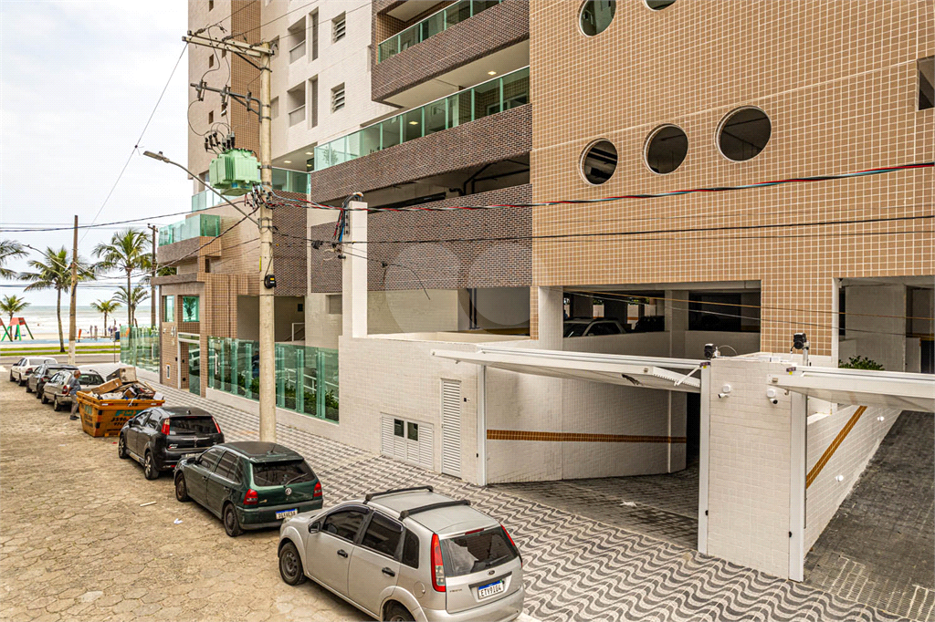 Apartamento à Venda em Praia Grande - 2 Dormitórios, Suíte e Lazer Completo com Vaga de Garagem!