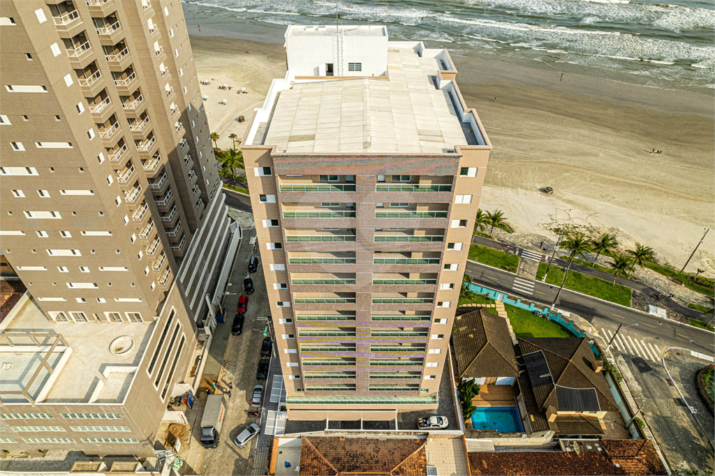 Apartamento à Venda em Praia Grande - 2 Dormitórios, Suíte e Lazer Completo com Vaga de Garagem!
