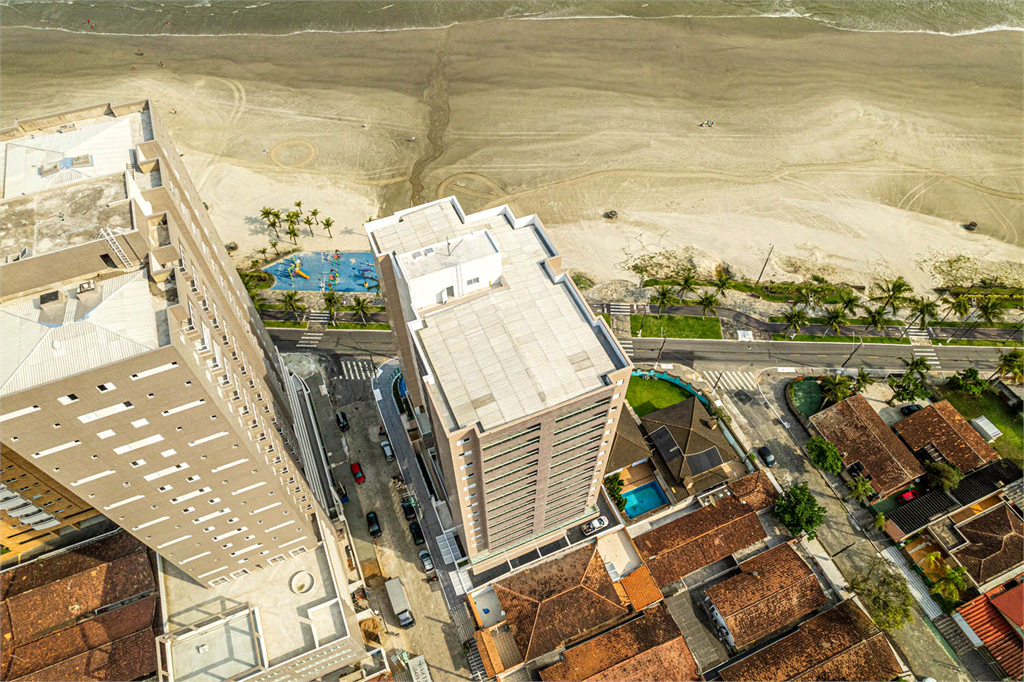 Apartamento à Venda em Praia Grande - 2 Dormitórios, Suíte e Lazer Completo com Vaga de Garagem!