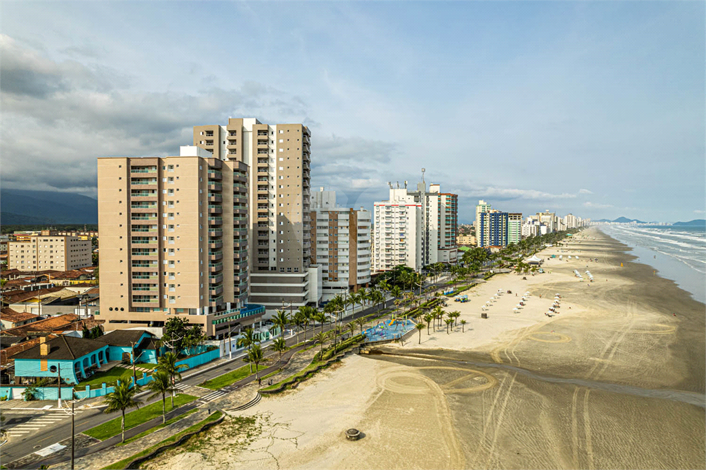 Apartamento à Venda em Praia Grande - 2 Dormitórios, Suíte e Lazer Completo com Vaga de Garagem!