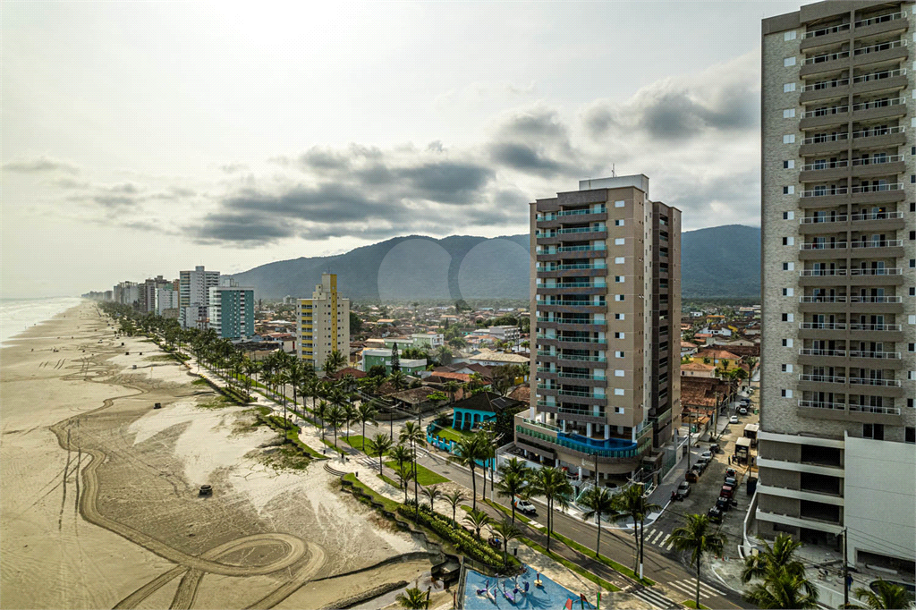 Apartamento à Venda em Praia Grande - 2 Dormitórios, Suíte e Lazer Completo com Vaga de Garagem!