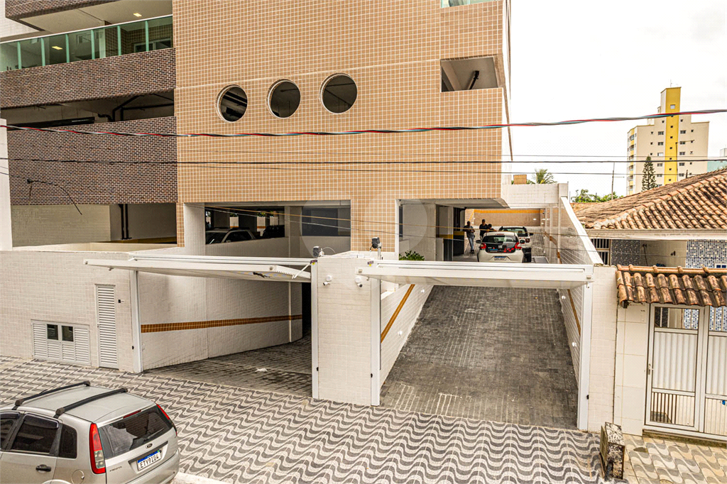 Apartamento à Venda em Praia Grande - 2 Dormitórios, Suíte e Lazer Completo com Vaga de Garagem!