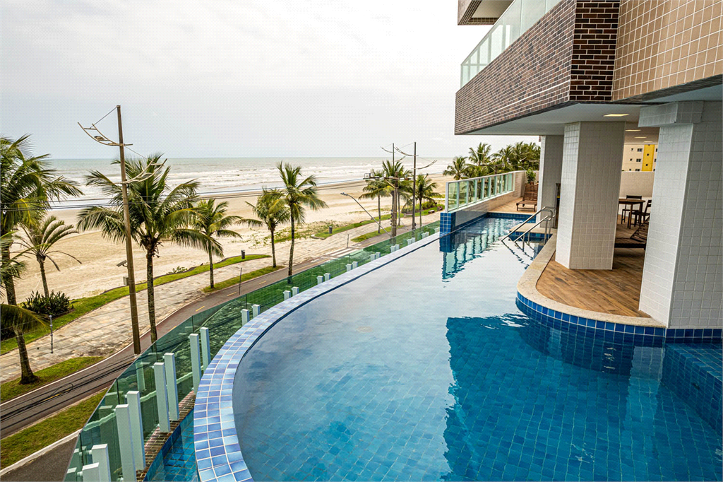 Apartamento à Venda em Praia Grande - 2 Dormitórios, Suíte e Lazer Completo com Vaga de Garagem!