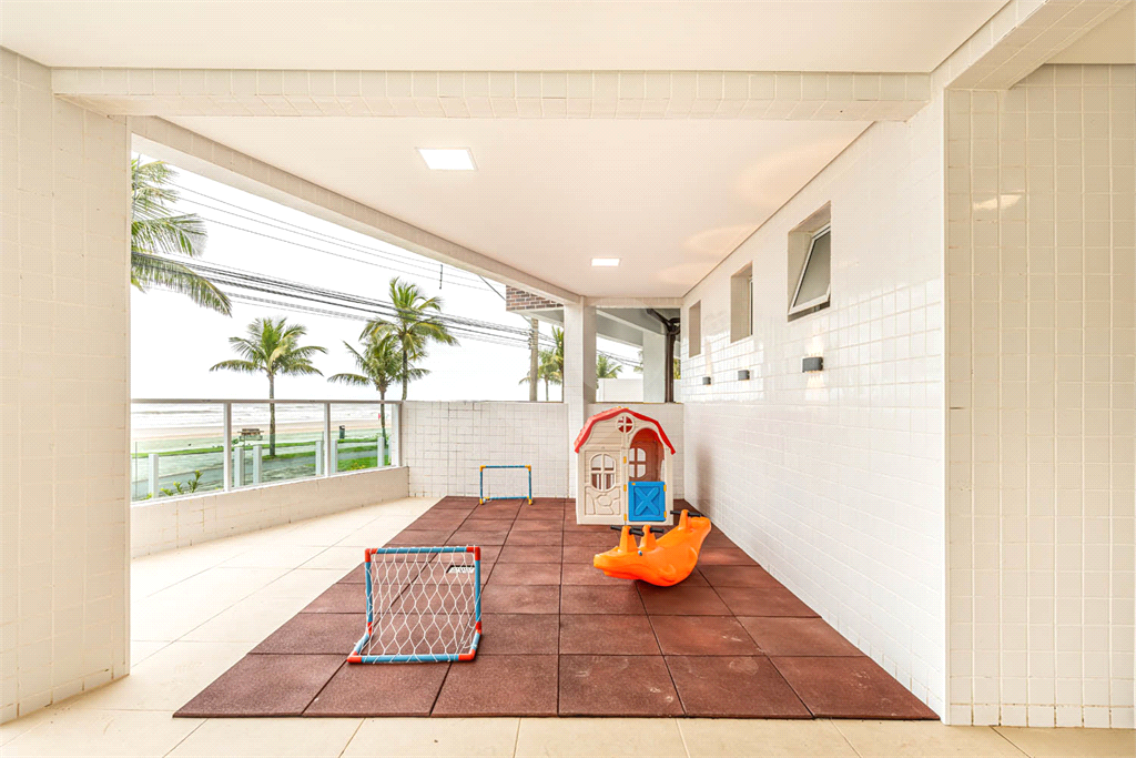 Apartamento à Venda em Praia Grande - 2 Dormitórios, Suíte e Lazer Completo com Vaga de Garagem!