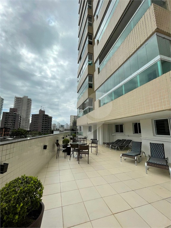 Seu Novo Lar no Canto do Forte: Apartamento de 81m² com 2 Dormitórios (1 Suíte), Vaga e Lazer Comple