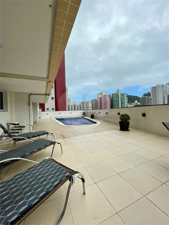 Seu Novo Lar no Canto do Forte: Apartamento de 81m² com 2 Dormitórios (1 Suíte), Vaga e Lazer Comple