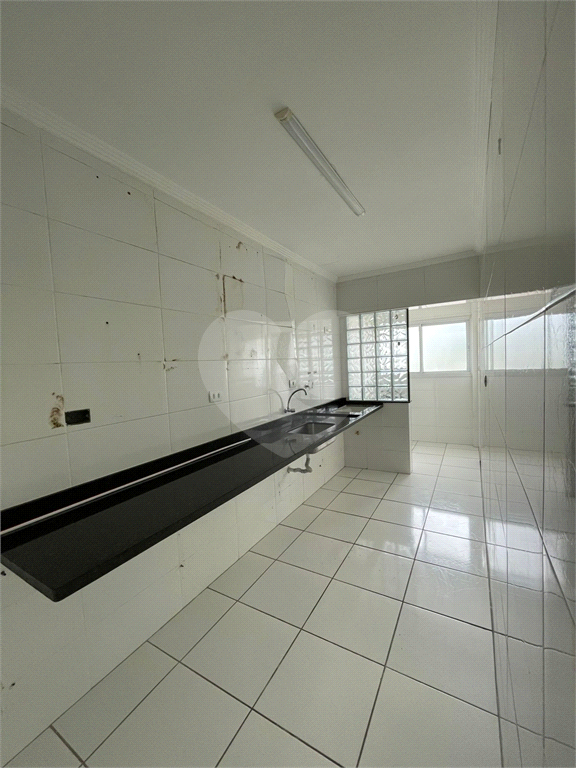 Seu Novo Lar no Canto do Forte: Apartamento de 81m² com 2 Dormitórios (1 Suíte), Vaga e Lazer Comple
