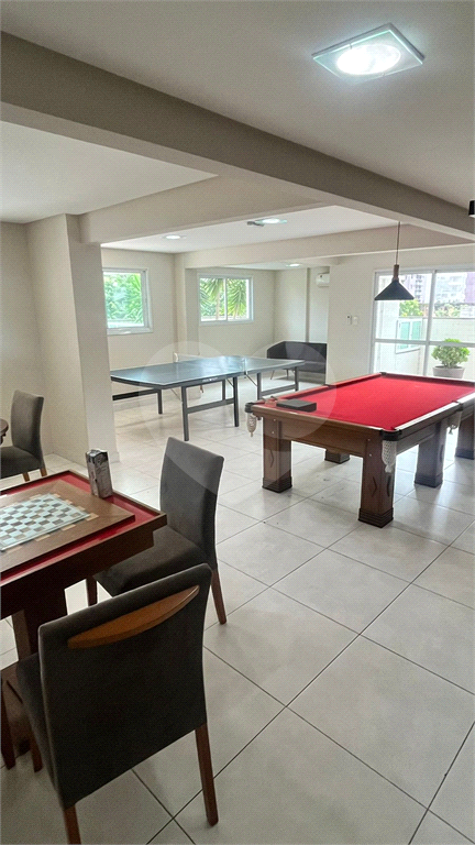 Seu Novo Lar no Canto do Forte: Apartamento de 81m² com 2 Dormitórios (1 Suíte), Vaga e Lazer Comple