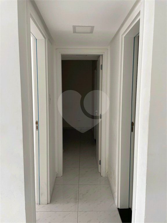 Seu Novo Lar no Canto do Forte: Apartamento de 81m² com 2 Dormitórios (1 Suíte), Vaga e Lazer Comple