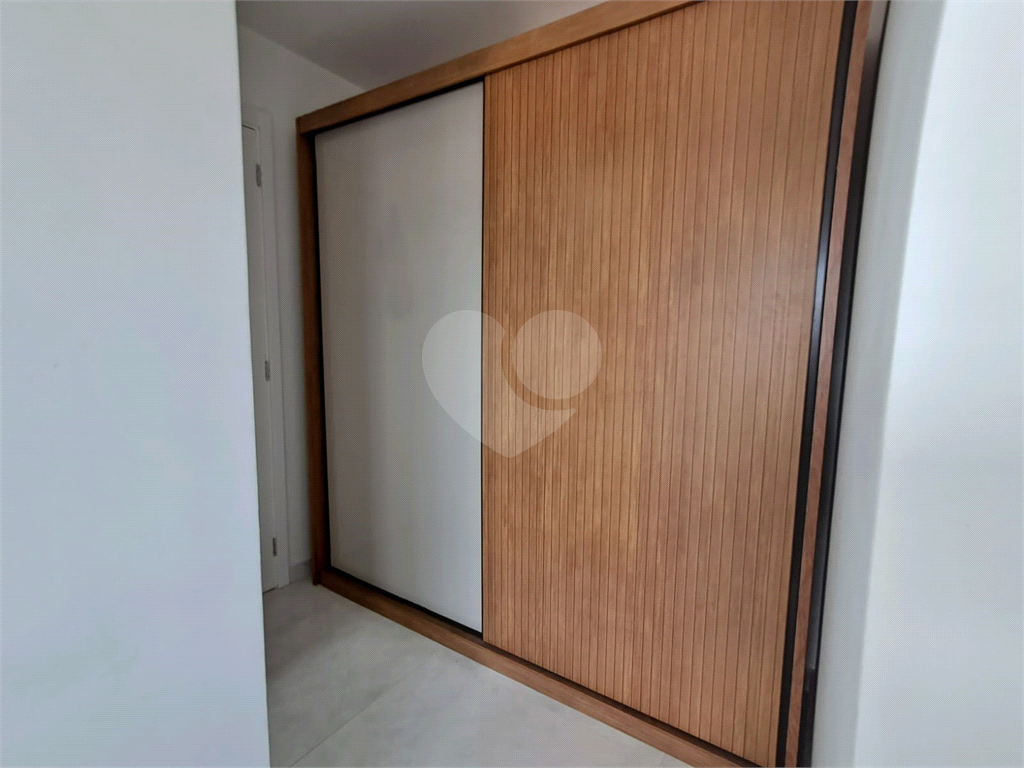 APARTAMENTO em LAPA