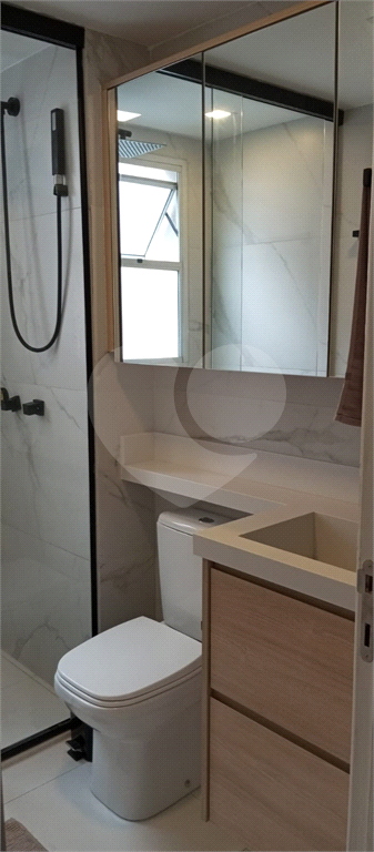 APARTAMENTO em VILA AUGUSTA