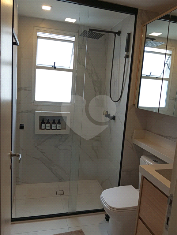 APARTAMENTO em VILA AUGUSTA