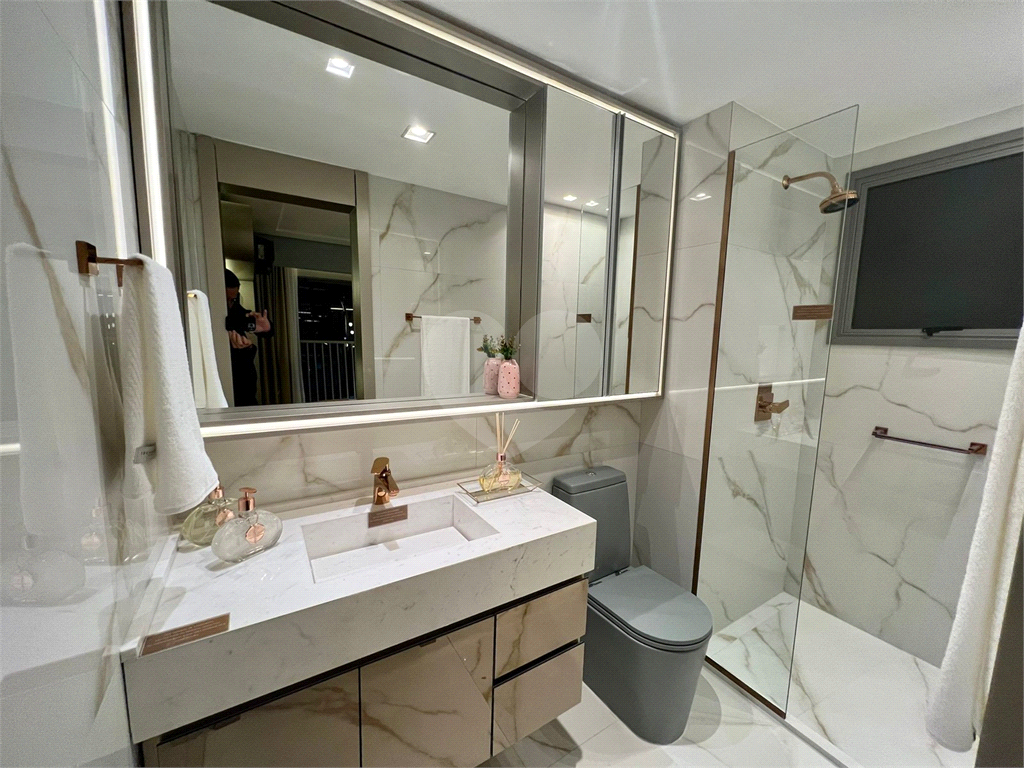 Seu Novo Lar de Luxo na Chácara Klabin: Apartamento de 234m² com 4 Suítes