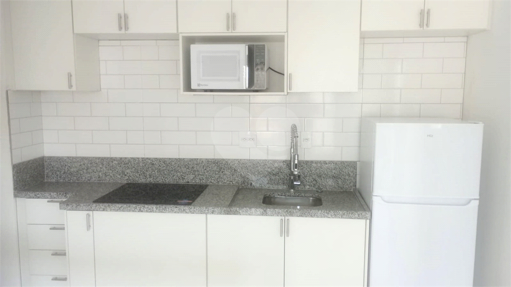 Excelente studio para morar ou investir com 33m na Vila Mariana
