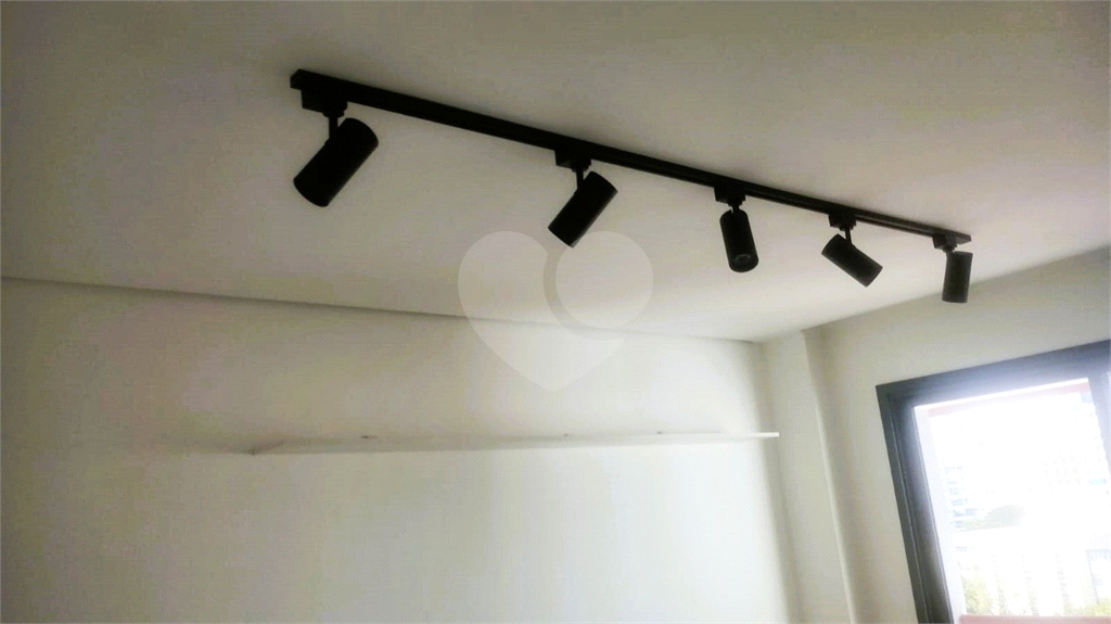 Excelente studio para morar ou investir com 33m na Vila Mariana