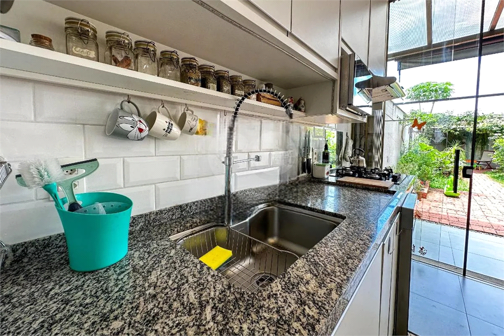 Sobrado a Venda Residencial ou Comercial 