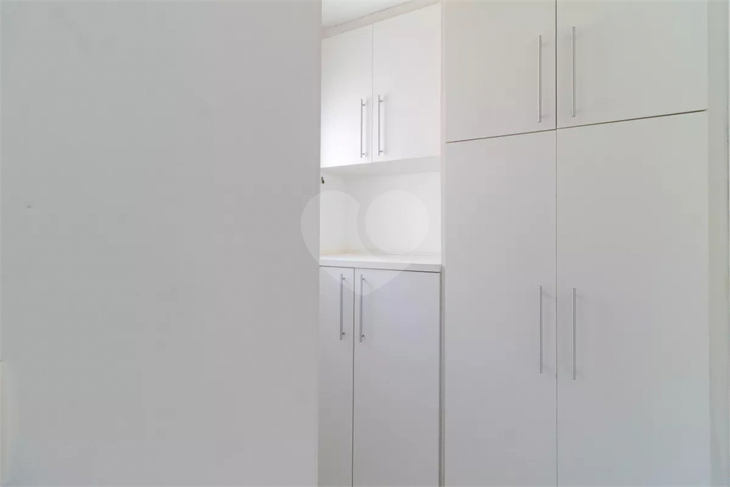 Apartamento com 3 quartos mobiliado em Perdizes - SP