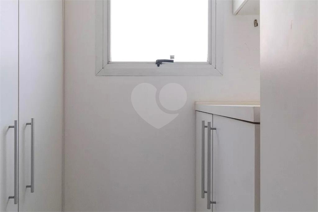 Apartamento com 3 quartos mobiliado em Perdizes - SP