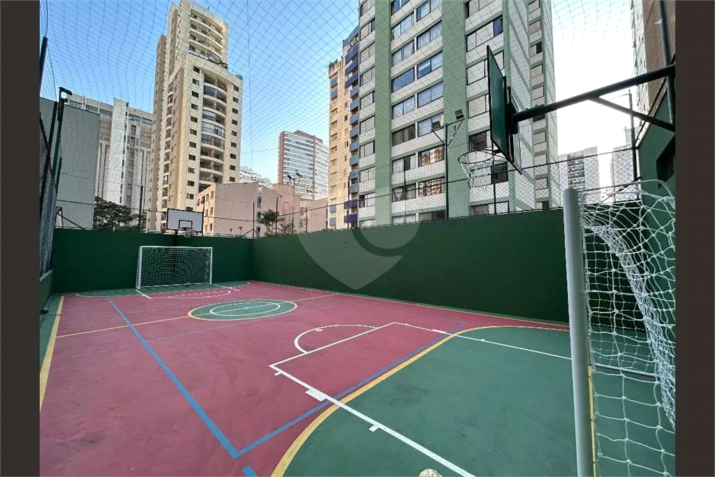 Apartamento com 3 quartos mobiliado em Perdizes - SP