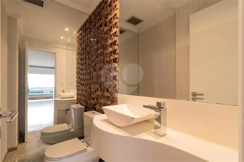 Apartamento com 3 quartos mobiliado em Perdizes - SP