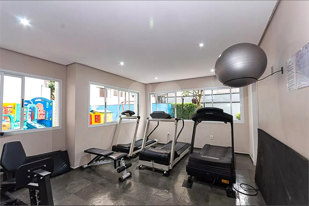 Apartamento com 3 quartos mobiliado em Perdizes - SP
