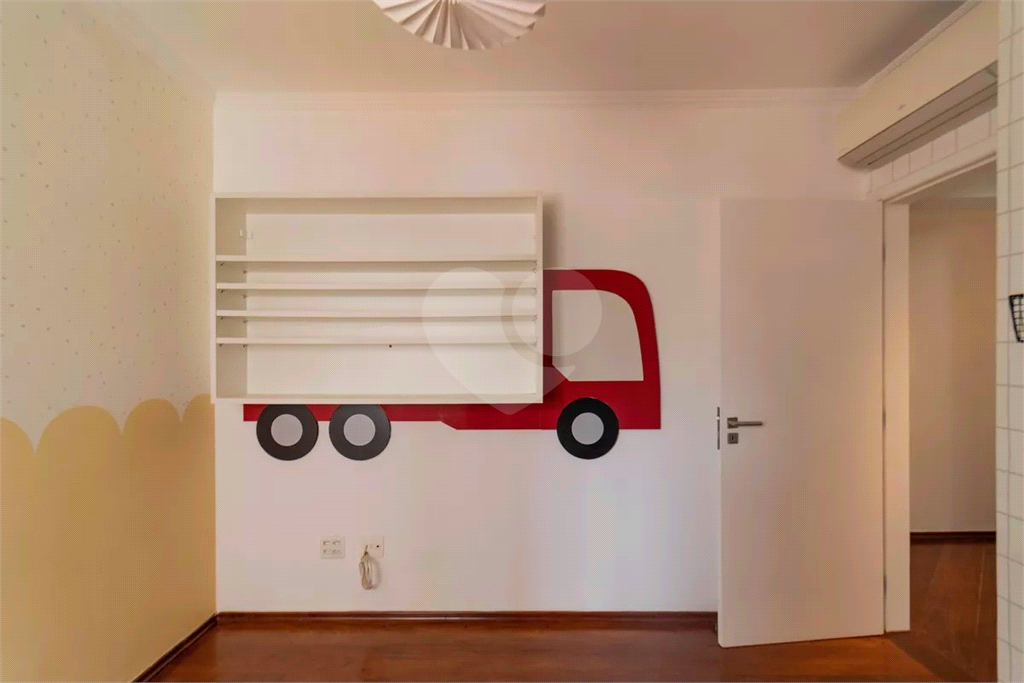 Apartamento com 3 quartos mobiliado em Perdizes - SP