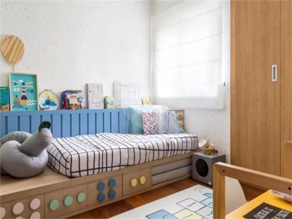 Apartamento com 3 quartos mobiliado em Perdizes - SP