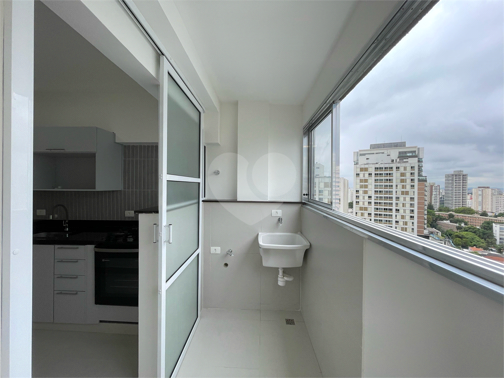 VILA MARIANA - APTO REFORMADO 