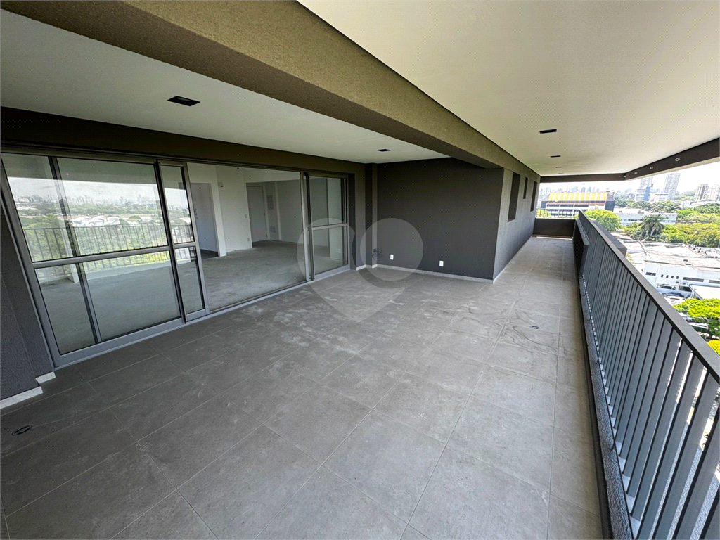 Apartamento com 3 suites em Santana 