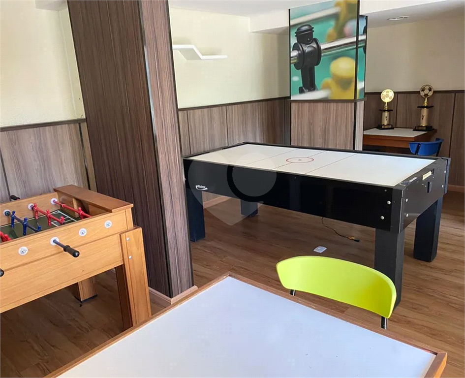 Apartamento de 56m2 com 02 dormitórios reformado