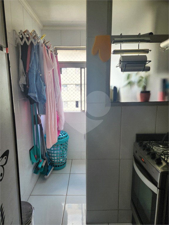 Apartamento de 56m2 com 02 dormitórios reformado