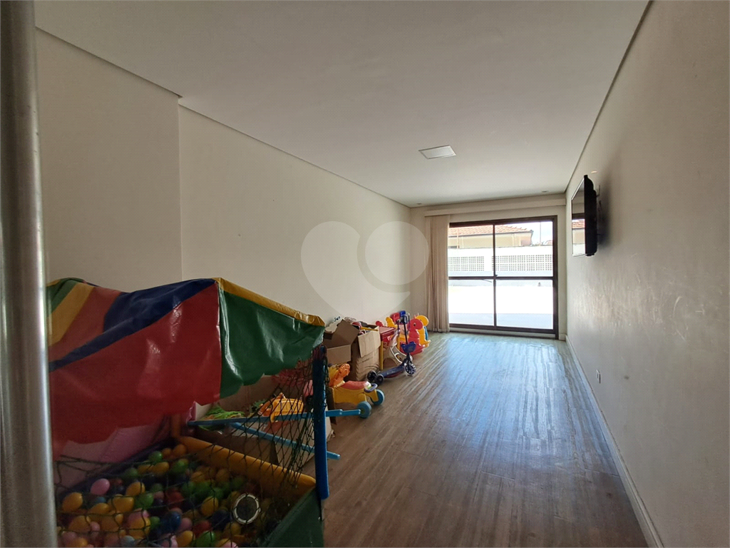 Imóvel de 57m² sala de estar com varanda, 2 quartos e 1 banheiro social, lazer Campo Belo