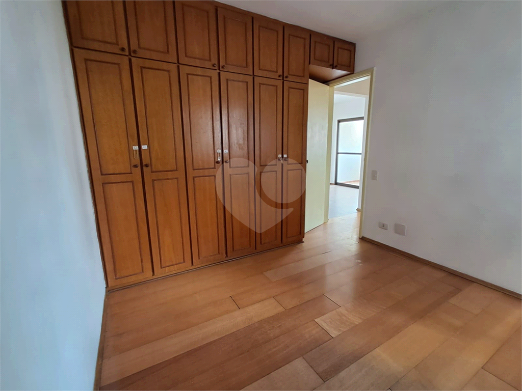 Imóvel de 57m² sala de estar com varanda, 2 quartos e 1 banheiro social, lazer Campo Belo