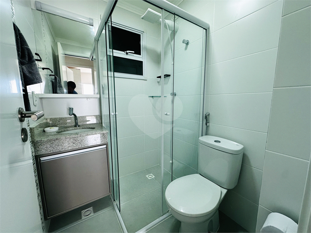 Apartamento de 83m² com 2 Dormitórios (1 Suíte) na Praia Grande