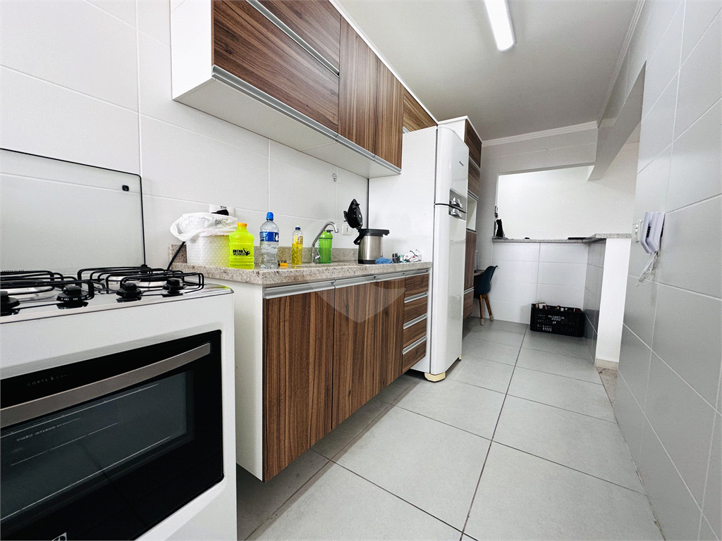 Apartamento de 83m² com 2 Dormitórios (1 Suíte) na Praia Grande