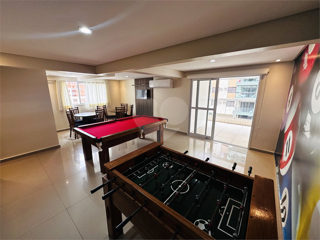 Apartamento de 83m² com 2 Dormitórios (1 Suíte) na Praia Grande