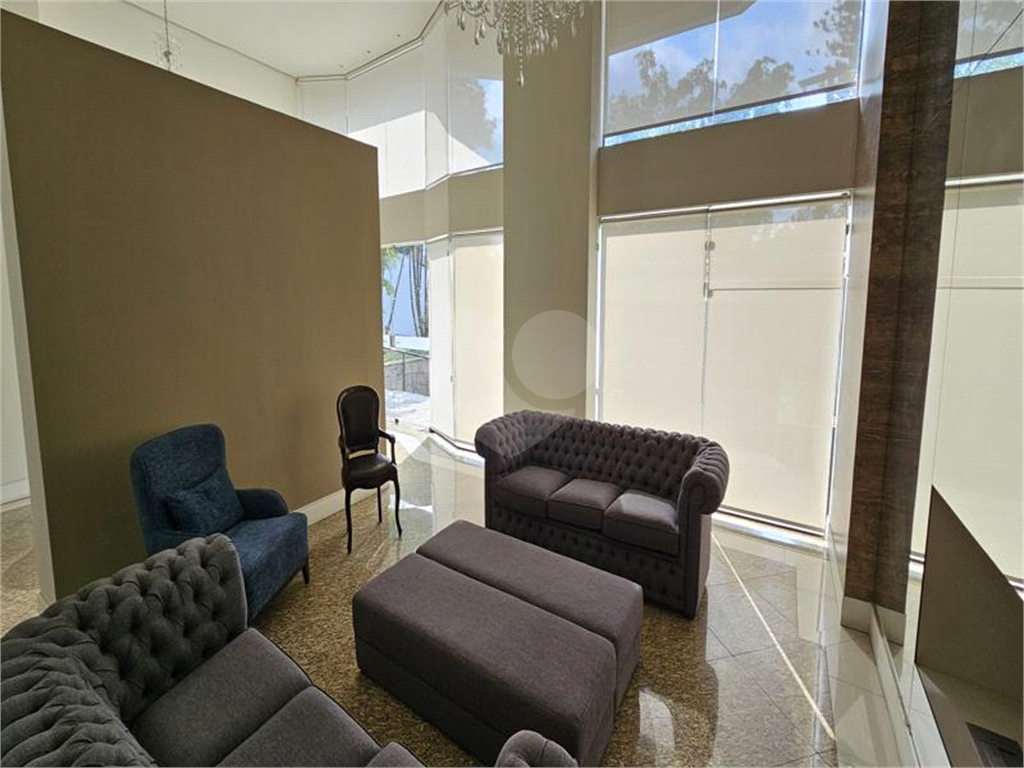 Apartamento à Venda na Aclimação com 250 m2