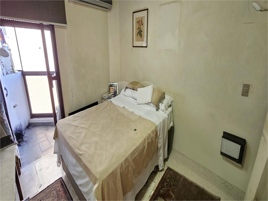 Apartamento à Venda na Aclimação com 250 m2