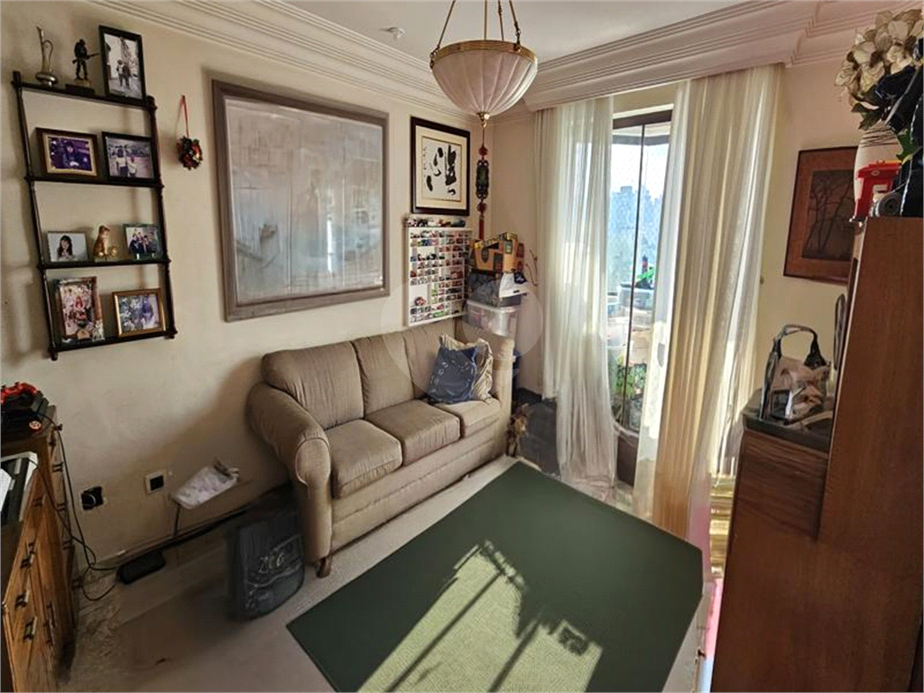 Apartamento à Venda na Aclimação com 250 m2