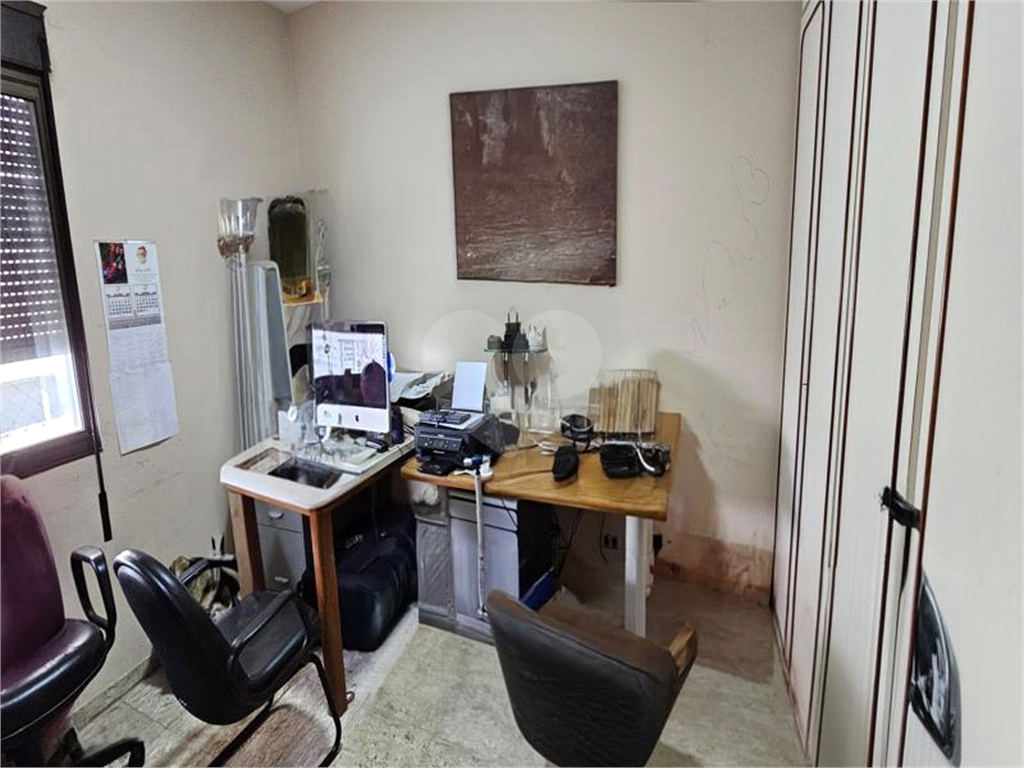 Apartamento à Venda na Aclimação com 250 m2