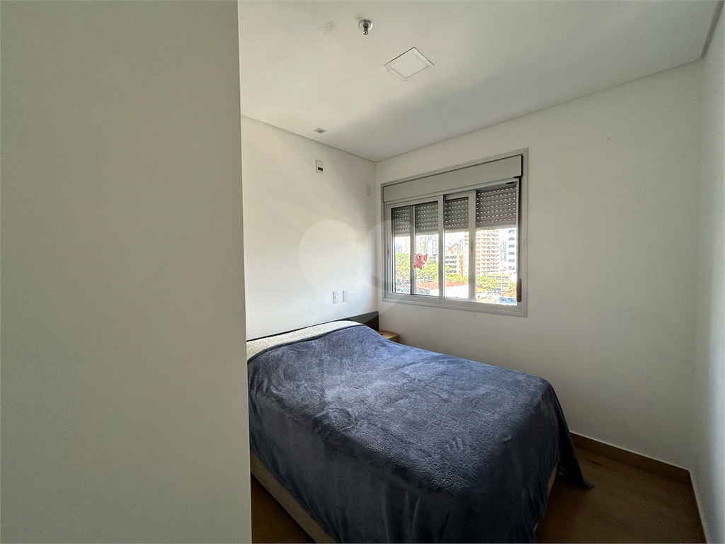 APARTAMENTO em CENTRO