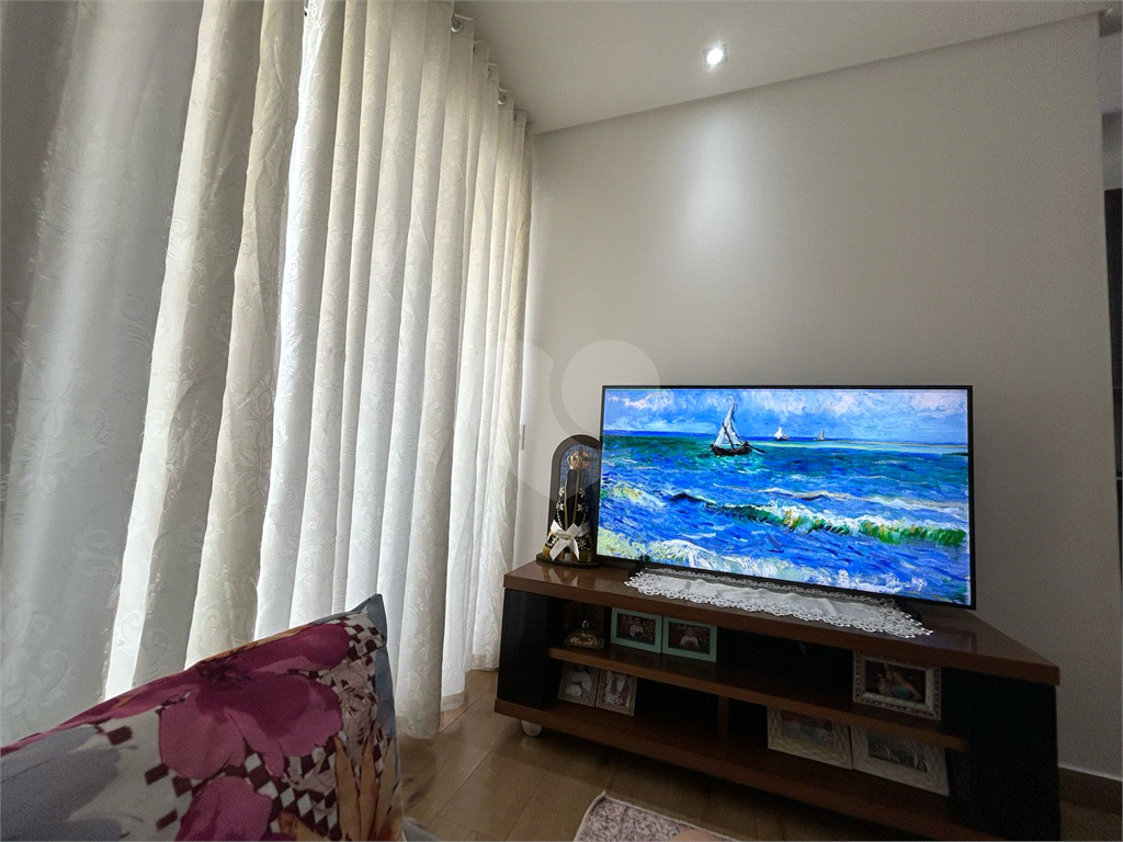 APARTAMENTO em CENTRO