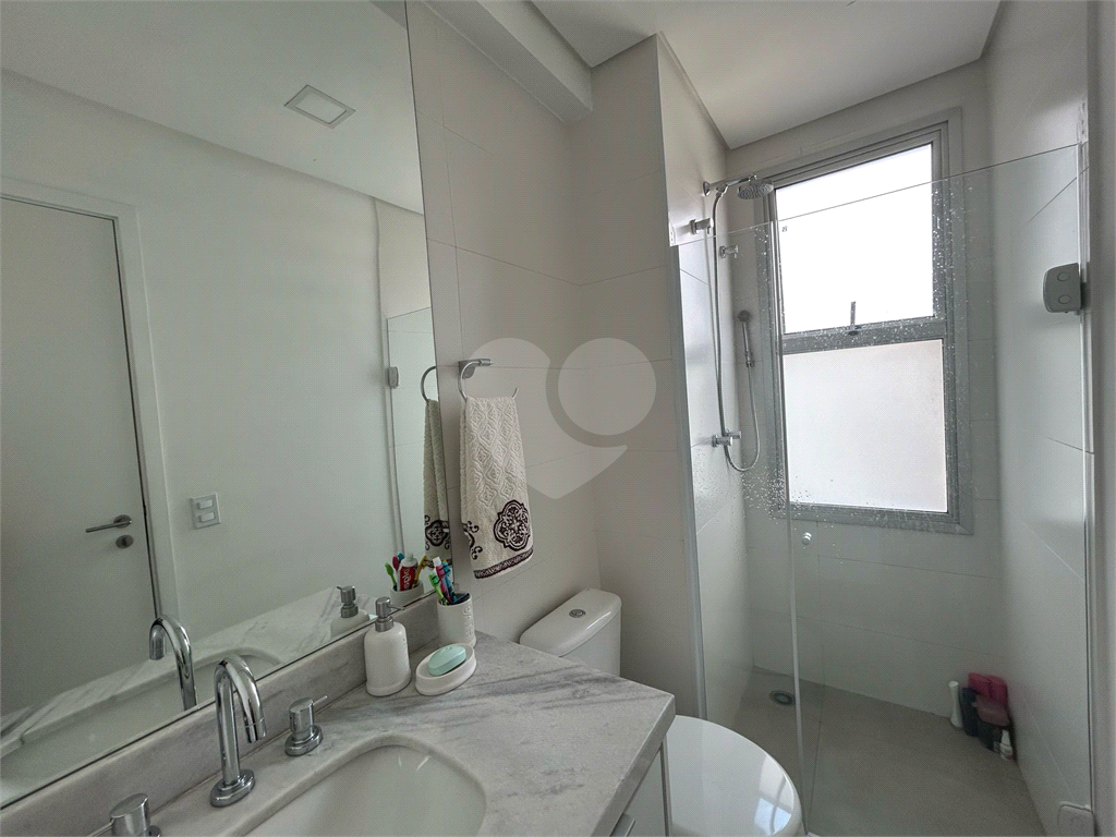 APARTAMENTO em CENTRO